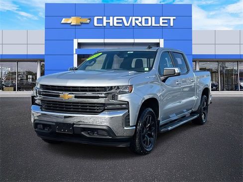 Used 2020 Chevrolet Silverado 1500 LT w/ All-Star Edition image 4