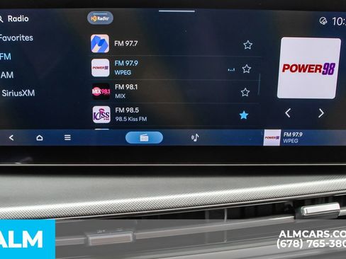 Used 2025 Hyundai Santa Fe SEL FWD image 36