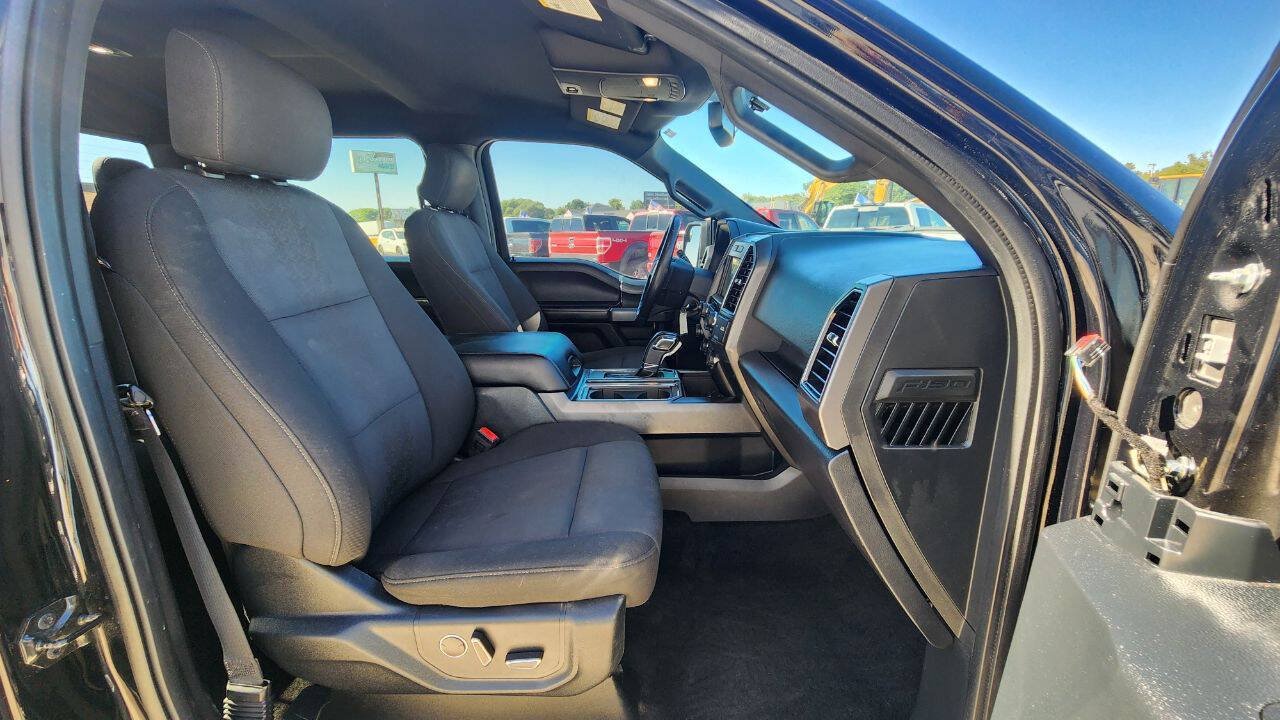 Used 2018 Ford F150 XLT w/ Equipment Group 302A Luxury AWD/4WD image 17