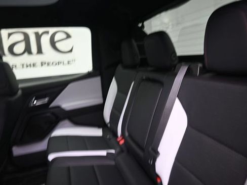 Used 2025 Chevrolet Silverado EV RST AWD/4WD image 16