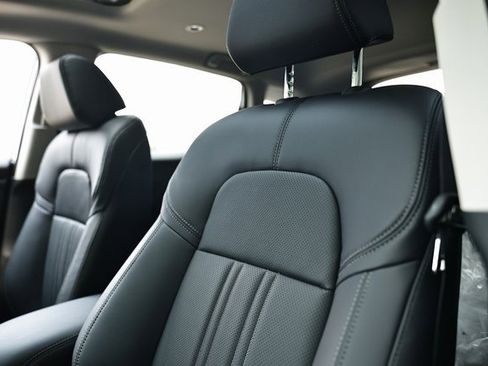 New 2026 Honda HR-V EX-L image 22