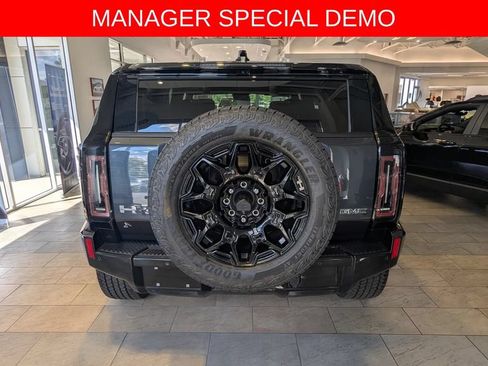 Used 2026 GMC Hummer EV SUV AWD/4WD image 22