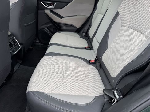 Used 2022 Subaru Forester Premium image 9