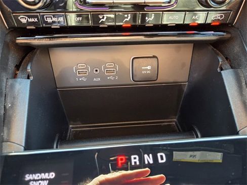 Certified 2025 Jeep Grand Cherokee L Limited w/ Black Appearance Package image 29