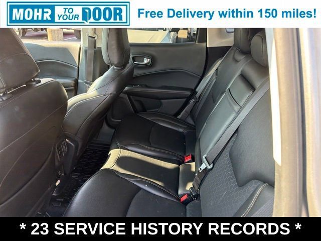 Used 2019 Jeep Compass Latitude FWD image 38