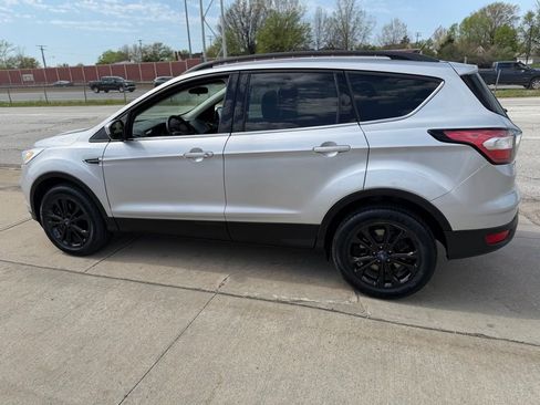 Used 2018 Ford Escape SEL AWD/4WD image 8