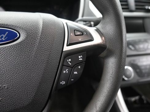 Used 2016 Ford Fusion SE image 32