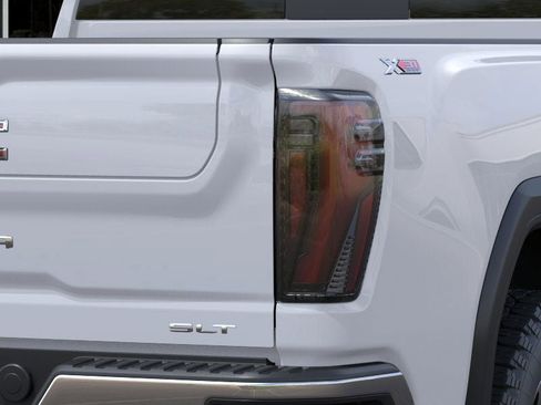 New 2025 GMC Sierra 2500 SLT w/ SLT Premium Package image 35