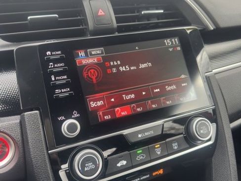 Used 2019 Honda Civic Sport image 11