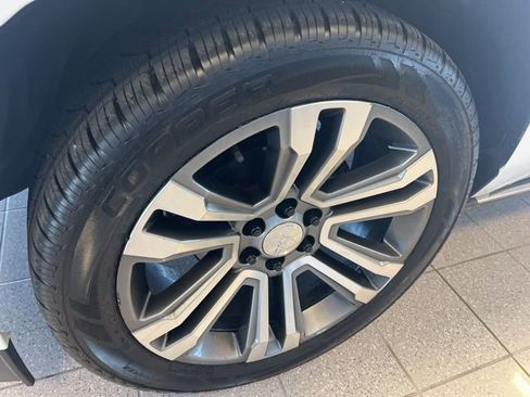 Used 2019 GMC Yukon Denali w/ Denali Ultimate Package image 43