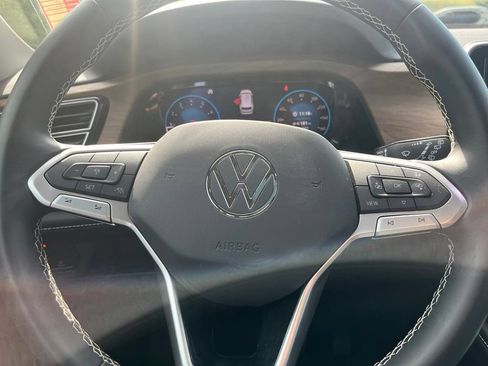 Used 2026 Volkswagen Atlas SE w/ Panoramic Sunroof Package FWD image 20