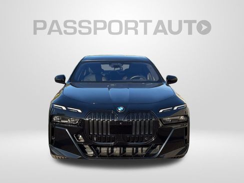 Certified 2023 BMW 760i xDrive AWD/4WD image 12