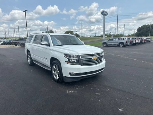 Used 2016 Chevrolet Suburban LTZ RWD image 1