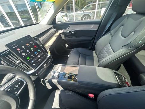 Certified 2025 Volvo XC90 B6 Plus AWD/4WD image 22