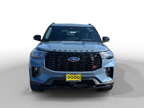 New 2026 Ford Explorer ST w/ Sun And Sound Package image 8