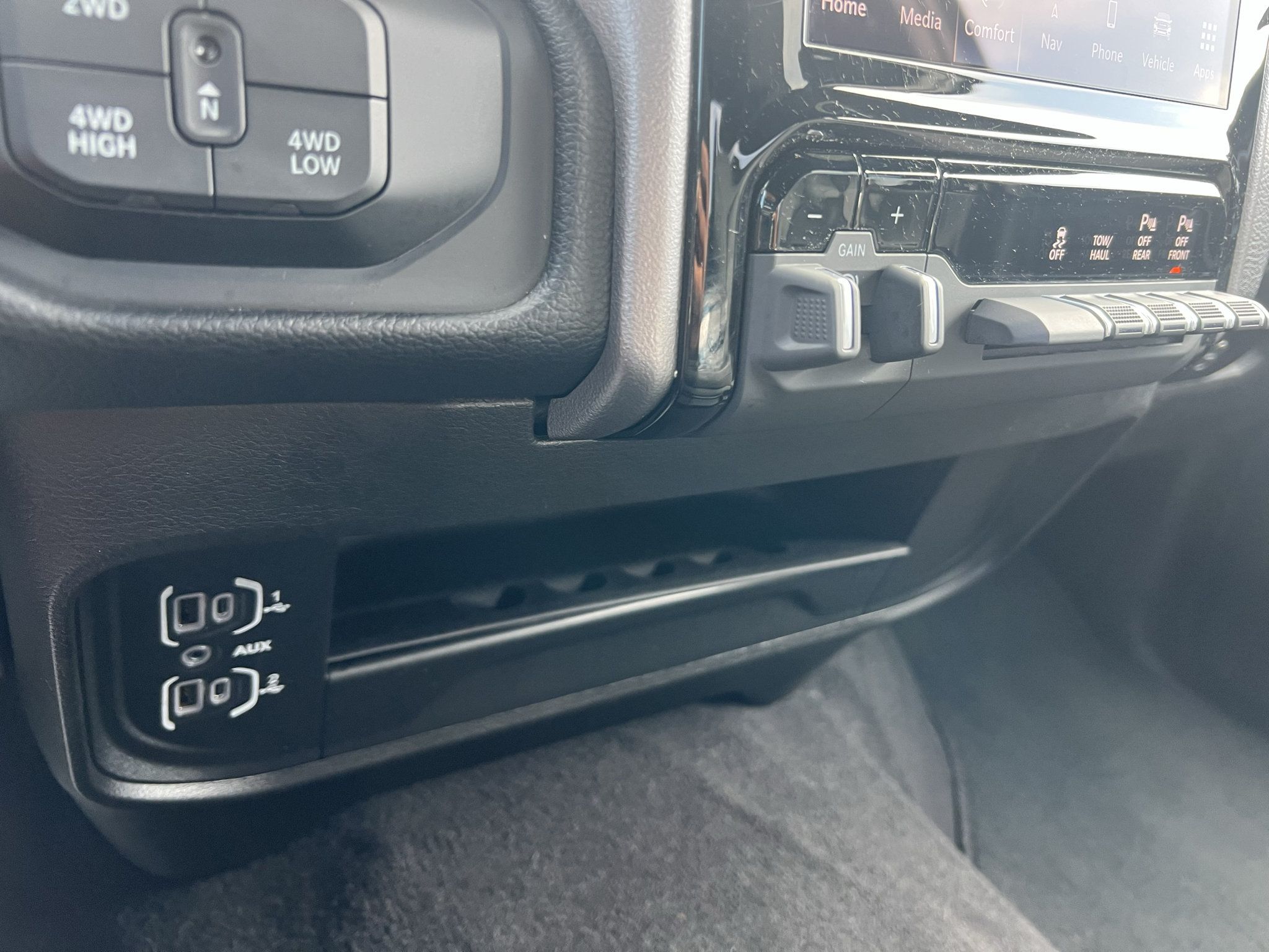 Certified 2026 RAM 2500 Big Horn AWD/4WD image 27