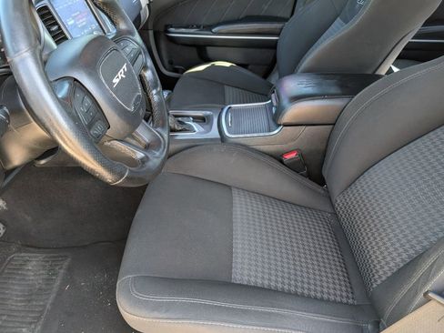 Used 2019 Dodge Charger Scat Pack w/ Navigation & Travel Group image 9