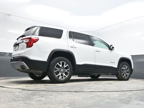 Used 2023 GMC Acadia SLE image 32