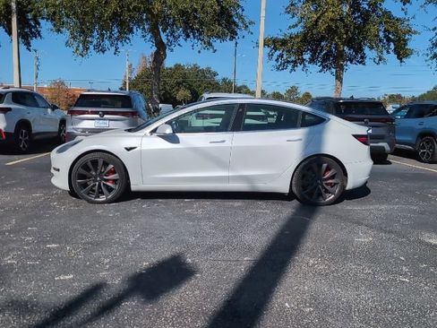 Used 2020 Tesla Model 3 Performance image 3