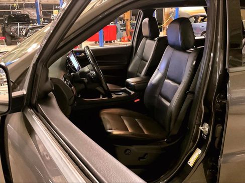 Used 2021 Dodge Durango GT w/ Blacktop Package image 7