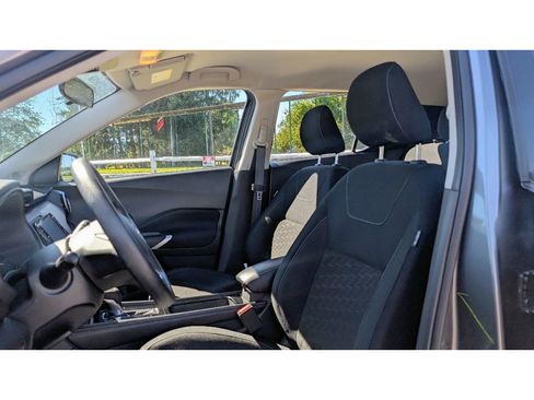 Used 2023 Nissan Kicks SV image 15