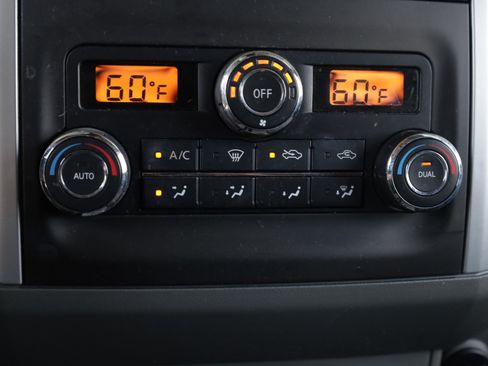 Used 2020 Nissan Frontier SV RWD image 9