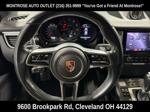 Used 2017 Porsche Macan image 17