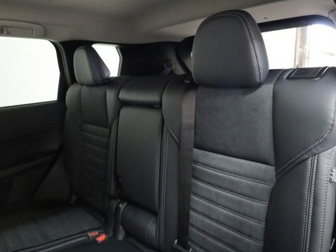 New 2025 Mitsubishi Outlander SE image 15