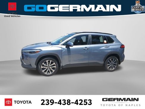 Certified 2023 Toyota Corolla Cross XLE w/ Convenience Package FWD image 10