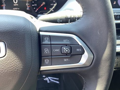 Used 2024 Jeep Compass Limited image 12