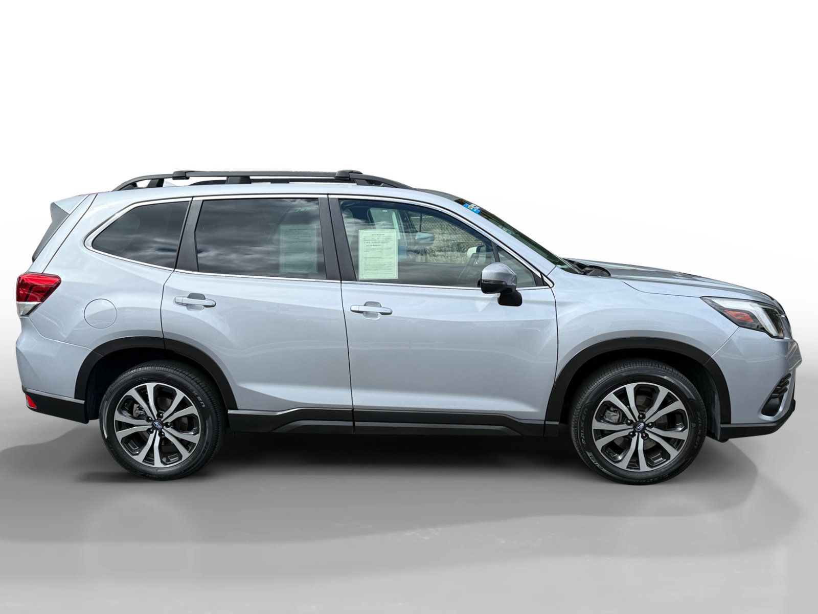 Used 2023 Subaru Forester Limited w/ Popular Package #2 AWD/4WD image 6