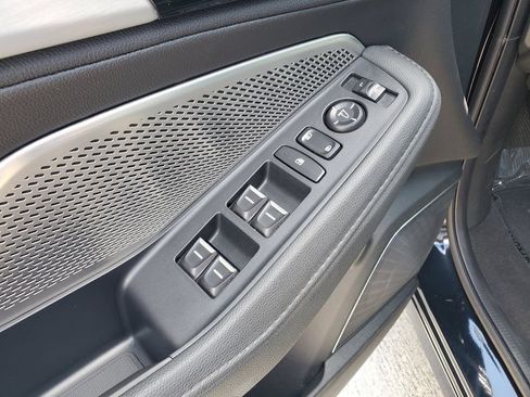 Used 2024 Acura MDX FWD image 21