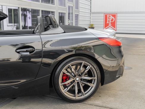 Used 2022 BMW Z4 M40i w/ Premium Package RWD image 5