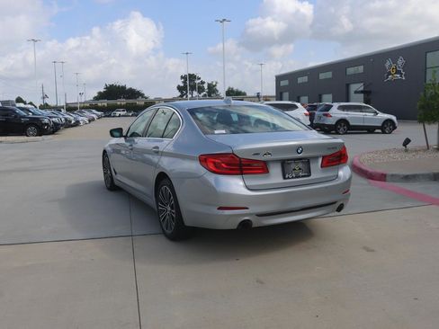 Used 2018 BMW 530i xDrive image 3