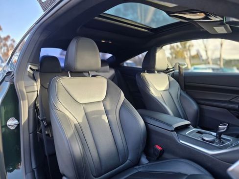Used 2022 BMW 430i Coupe w/ M Sport Package RWD image 11