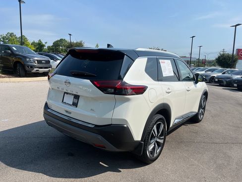 Used 2021 Nissan Rogue SL w/ Premium Package FWD image 6