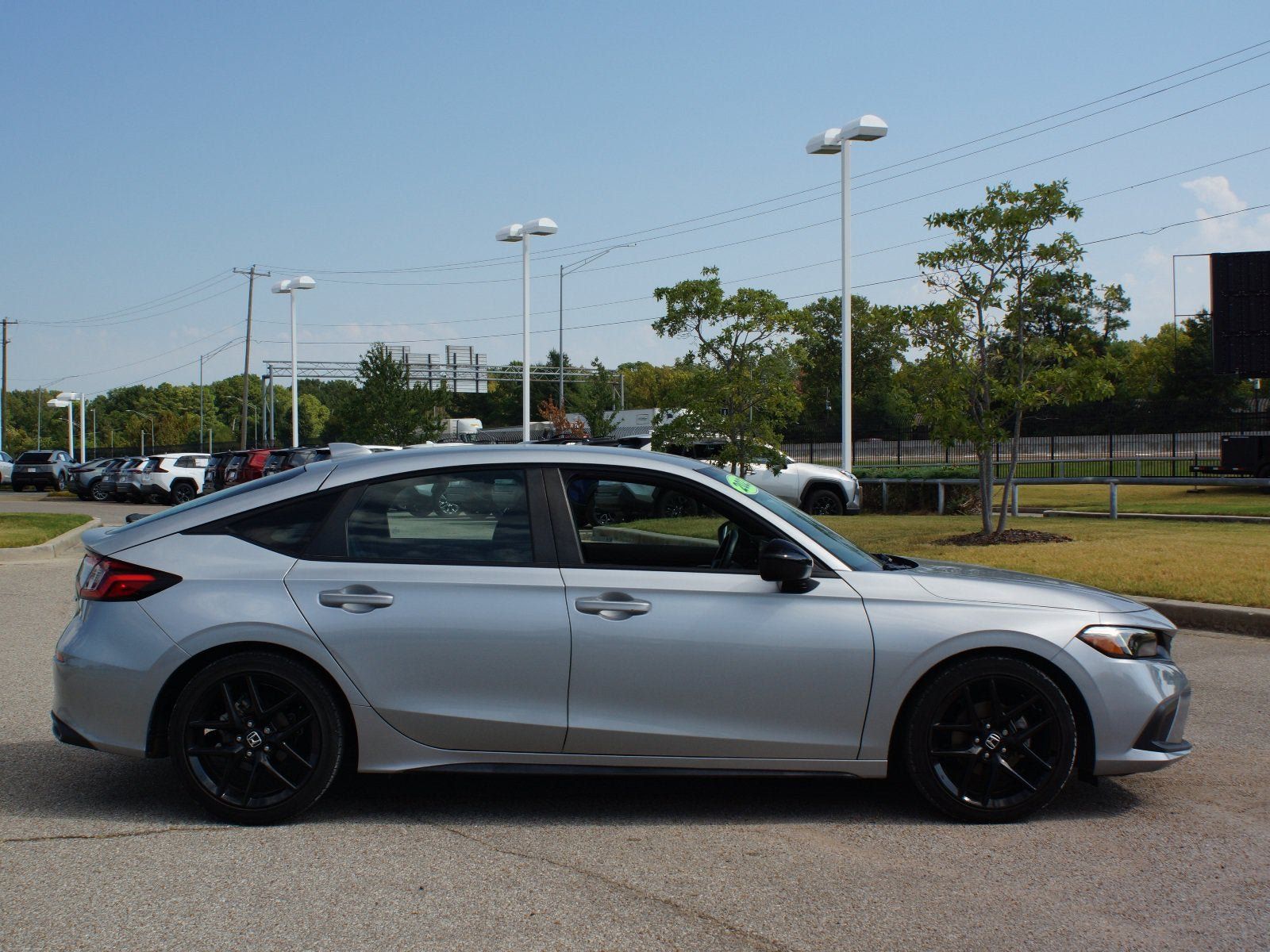 Used 2023 Honda Civic Sport image 19