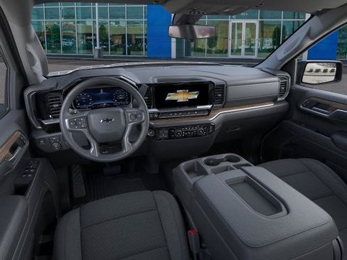 New 2026 Chevrolet Silverado 1500 RST w/ LPO, Dark Essentials Package AWD/4WD image 39