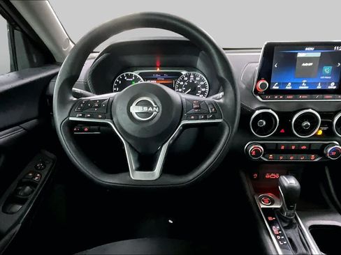 Certified 2024 Nissan Sentra SV FWD image 6