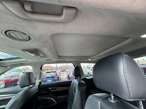 Used 2020 Kia Telluride SX w/ SX Prestige Package image 7