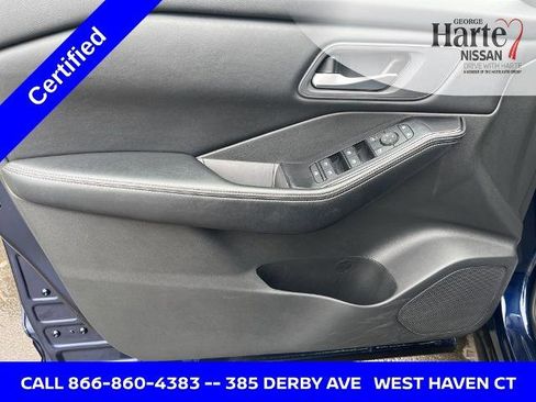 Certified 2025 Nissan Rogue SV image 15