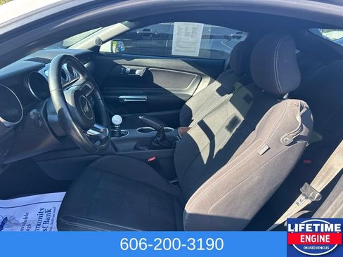Used 2021 Ford Mustang GT RWD image 14