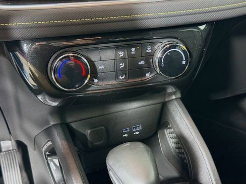 Used 2025 Chevrolet TrailBlazer ACTIV w/ Driver Confidence Package image 21