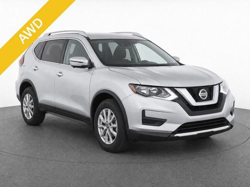 Used 2020 Nissan Rogue SV AWD/4WD image 2