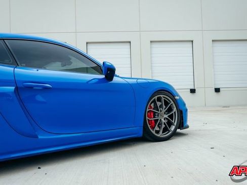 Used 2022 Porsche 718 Cayman GT4 image 31