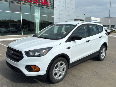 Used 2019 Ford Escape S FWD image 2
