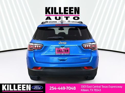 Used 2018 Jeep Compass Sport FWD image 8