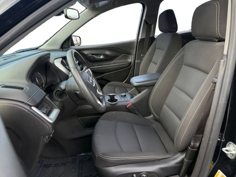 Used 2022 GMC Terrain SLE w/ Driver Convenience Package image 9