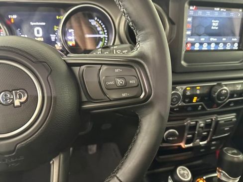 Used 2023 Jeep Wrangler Unlimited w/ Cold Weather Group image 16