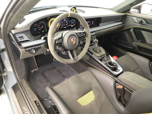 Used 2025 Porsche 911 GT3 RS RWD image 15